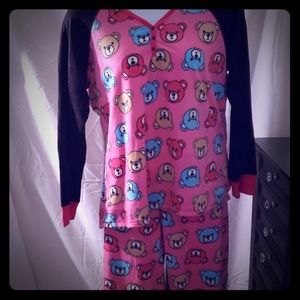 Multi color bear print pajamas